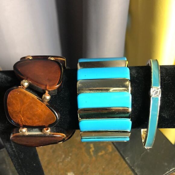 Bundle of 5 stretch bracelets - Picture 3 of 3
